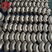 Quais são as ferramentas necessárias para instalar um cotovelo de titânio?