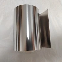 Quais são os tratamentos de superfície disponíveis para folhas de molibdênio?